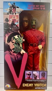 Vintage V The Enemy Visitor Figure RARE NIB 1984 Excellent Condition - Picture 1 of 5