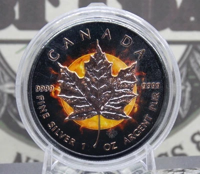 Hoja de arce plateada 2016 $5 Canadá 1 oz .9999 *SOL* coloreada con cápsula #EC2 ECC&C Foto 1 de 3
