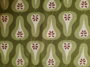 The Henley Studio Makower Reino Unido ~ Juicy Pears 1343 ~ 44" x 54" ~ Sin cortar ~ 1 1/2 yardas - Imagen 1 de 10