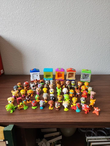 Huge lot 50+ Moose Toys The UGGLYS PET SHOP Rubber Mini Figures Cover