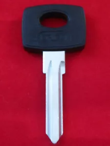 MB16P MERCEDES BENZ Master Key Blank 1969-1979 S SL SEL SE D 280 250 350 450 - Picture 1 of 7