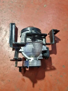 Fendinebbia anteriore originale Kia Sportage lampada sinistra lato passeggero - Foto 1 di 5