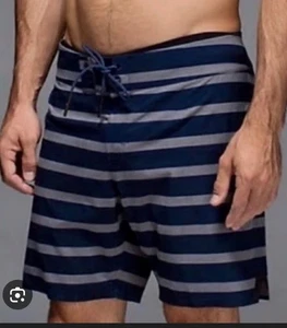 Lululemon Herren CURRENT STATE SHORT Boardshorts Ariel Stripe Tintenfass Gr:36 - Bild 1 von 6