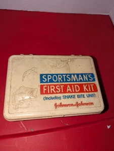 Sportsmans First Aid Set with Snake Bite Unit 1960 Johnson & Johnson Full Box - Bild 1 von 7