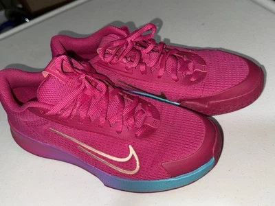 Nike Vapor Lite 2 HC PRM Fireberry Womens Tennis Shoes FB7065 600 Size 8 - Image 1 of 4