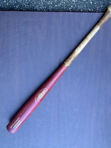 Louisville Slugger Genuine Y243 Maple Wood Bat Size 30 - Picture 1 of 9