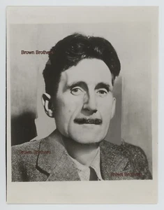 Negativo foto e film anni 40 romanziere giornalista e critico George Orwell 1984 (3) - Foto 1 di 5