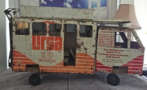 Folk Art Toy Delivery Truck Made From URSA ED TEXACO Oil Cans And Wood - Bild 1 von 13
