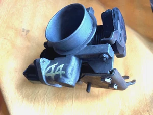 OPEL TIGRA 1.4 16V CORPO FARFALLATO - codice 90501011 - Imagen 1 de 1