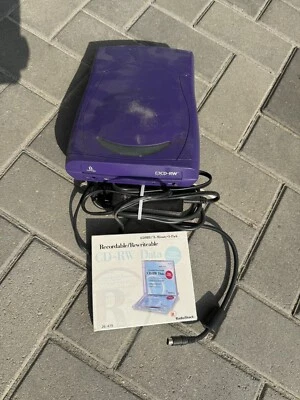 IOMEGA CD-RW DVD-ROM CD/RW BURNER USB 2.0 External Drive  - Image 1 of 2