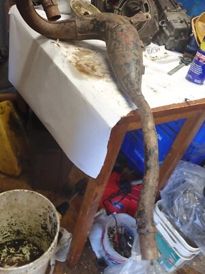 Cámara de expansión de tubo de escape Suzuki RM 100 1977-1978 Foto 1 de 4