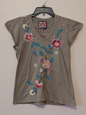 Johnny Was Grace Flutter Sleeve Tee Moss Green Floral Embroidered Women's XS - Image 1 of 4