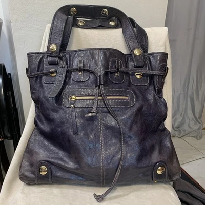 "Bolso de mano grande de cuero púrpura oscuro GUSTTO 16"" X 18""" Foto 1 de 4