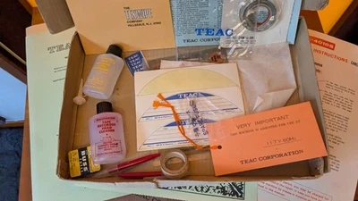 TEAC A-4010S Kit Accesorios Manual, Etiquetas, Original Foto 1 de 4