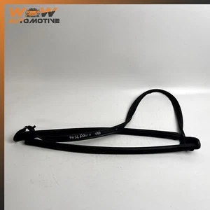 94-95 MERCEDES-BENZ R129 SL500 SL600 WINDSHIELD WEATHERSTRIP SEAL OEM - Picture 1 of 11