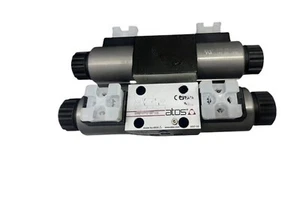 2 Stück Hydraulik Magnetventil SDHE-0718 10S - Bild 1 von 1
