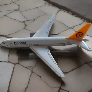 SIKU 1719 Boeing 767-200 Condor - Bild 1 von 3
