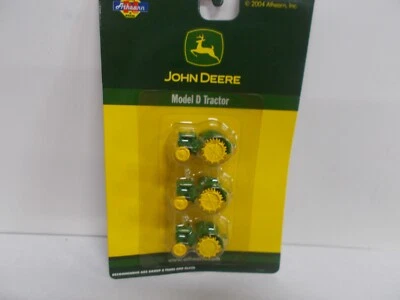 ATHEARN # 10185 ~ (3) - JOHN DEERE MODEL D TRACTORS ~ N SCALE ~LOT D - Image 1 of 4