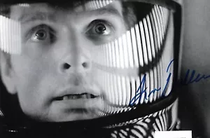 2001 : A SPACE ODYSSEY KEIR DULLEA Hand signed B&W 8x10 photo COA RARE - Picture 1 of 1