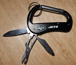 NFL New York Jets Carabiner Multi-Tool Keychain (Green) - Picture 1 of 5