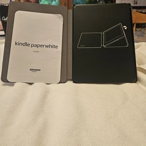 Kindle Paperwhite Leather Cover 11th Generation 53-026782 - Black - Picture 1 of 5