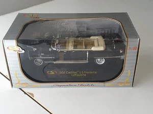  1956 Cadillac US Presidential Limo 1:32 Diecast Black Signature Models - Picture 1 of 7