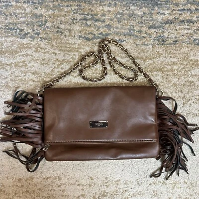 BCBG Paris Flecos Solapa Marrón Cuero Vegano Bandolera Bolso de Mano Mediano Foto 1 de 4