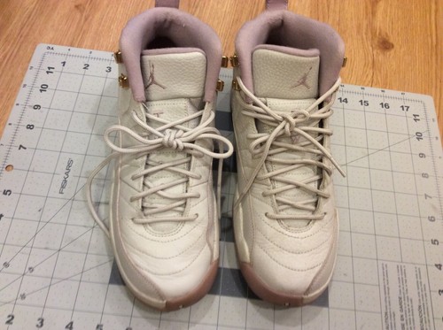 Scarpe nebbia Nike Air Jordan 12 retrò Prem ereditiera taglia giovane. 6.5 845028 025