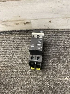 Disyuntor de circuito CBI IEC 60947-2 QL-2 (13) 3A 240/415V - Imagen 1 de 7