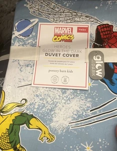 Funda nórdica Pottery Barn Kids Marvel Heroes brilla en la oscuridad tamaño doble, nueva con etiquetas - Imagen 1 de 1