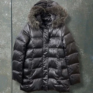 Chaqueta de plumón brillante 686 Uniqlo Y2K con piel extraíble, usada - Imagen 1 de 8