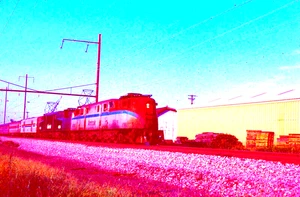 ORIGINAL KODACHROME SLIDE AMTRAK GG-1 #4906 & #4904 SEPTEMBER 1980 - Picture 1 of 1