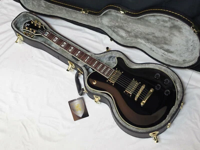 MICHAEL KELLY Patriot 复古吉他光泽黑色 + 金色五金件带硬壳 — 第 1/4 张图片