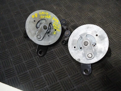 2008 LAND ROVER LR3 SE LOWER TAILGATE STAY SET - Image 1 of 4