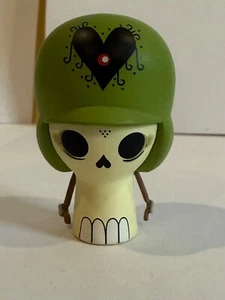 2008 Kidrobot Heroes and Heartbreakers CHASE Soldier Skull by Ryan Bubnis 2" - Picture 1 of 3