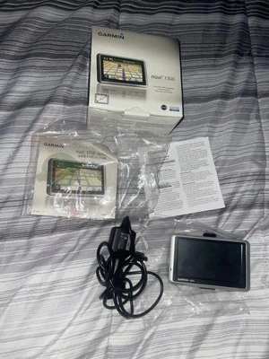 Garmin Nuvi 265w GPS Bluetooth Navigation System Unit 1300  - Image 1 of 4