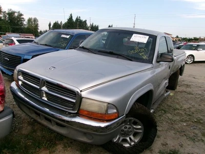 Used Alternator fits: 2001 Dodge Dakota 4.7L Denso manufacturer Grade A - Image 1 of 4
