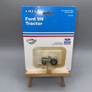 1/64 Ford 9N Tractor. New on card From The 90’s - Picture 1 of 2