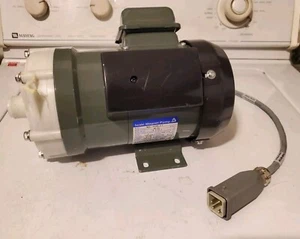 Iwaki Magnet Pump MD-70RLZT 220/240V 40/43 L/min 2800/3150rpm Sowa S-230rz-a  - Picture 1 of 16