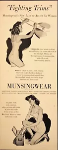 1943 Munsingwear Undergarments Woman Working Toward Victory WWII Print Ad - Picture 1 of 6