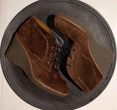 Naturalizer Kaitlyn 靴子女式 7 码楔形踝靴棕色麂皮绒系带 — 第 1/4 张图片