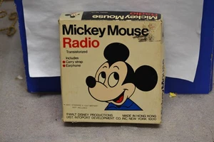 RADIO VINTAGE MICKEY MOUSE TRANSISTORIZADA 9 VOLY CON CAJA NO FUNCIONA - Imagen 1 de 3