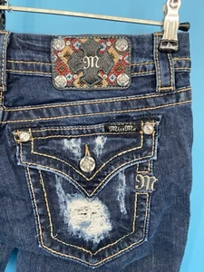 Miss Me jeans Size 28 Signature Boot Measures 31x29 Flap Pocket Thick Stitch EUC - Picture 1 of 12