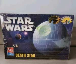 Star Wars DEATH STAR 2005 AMT ERTL NEW Model Kit - Picture 1 of 4