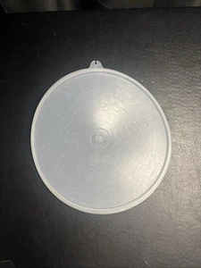 Tupperware 230-7 Replacement 9" Round Sheer Z Seal Cover Lid ONLY Vintage USA - Picture 1 of 4