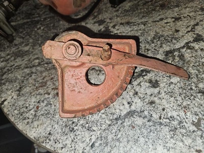 VINTAGE  ALLIS CHALMERS   B TRACTOR  THROTTLE LEVER ASSEMBLY  1939  C  - Image 1 of 4