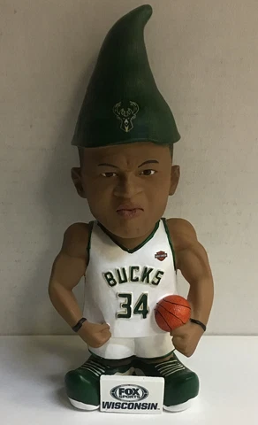 Giannis Antetokounmpo Mean mug knome rare sga Milwaukee Bucks Nib JL/displaycase Cover