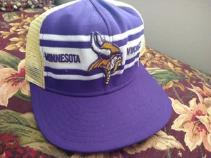 MINNESOTA VIKINGS Vintage SNAPBACK MESH TRUCKER CAP HAT NFL. Made In USA - Picture 1 of 10