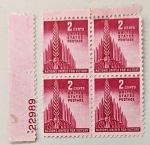 Block of 4 Vintage USA 1943  2c Postage Stamps Allied Nations Issue Pink/Red - Picture 1 of 6