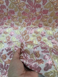 Rosa Metallic Brokat Jacquard Blumen Stoff Meterware Kleid ABSCHLUSSBALL BRAUT - Bild 1 von 9